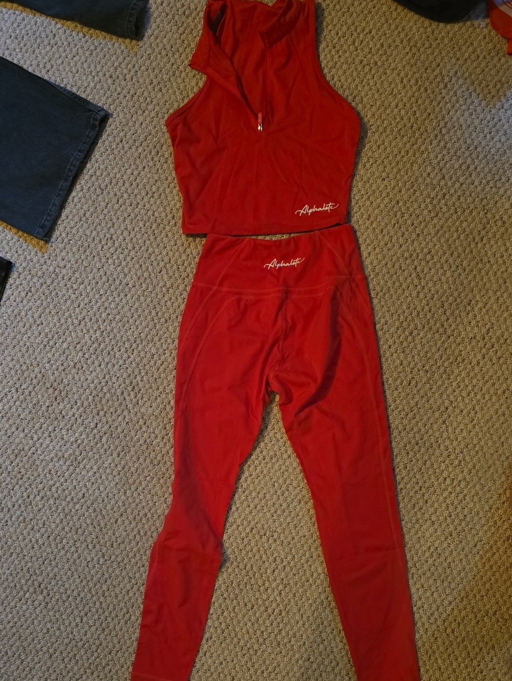 Alphalete set size small